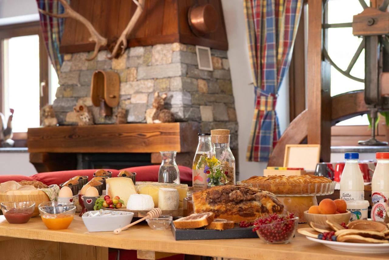 Le Reve Bed and Breakfast Courmayeur Eksteriør billede