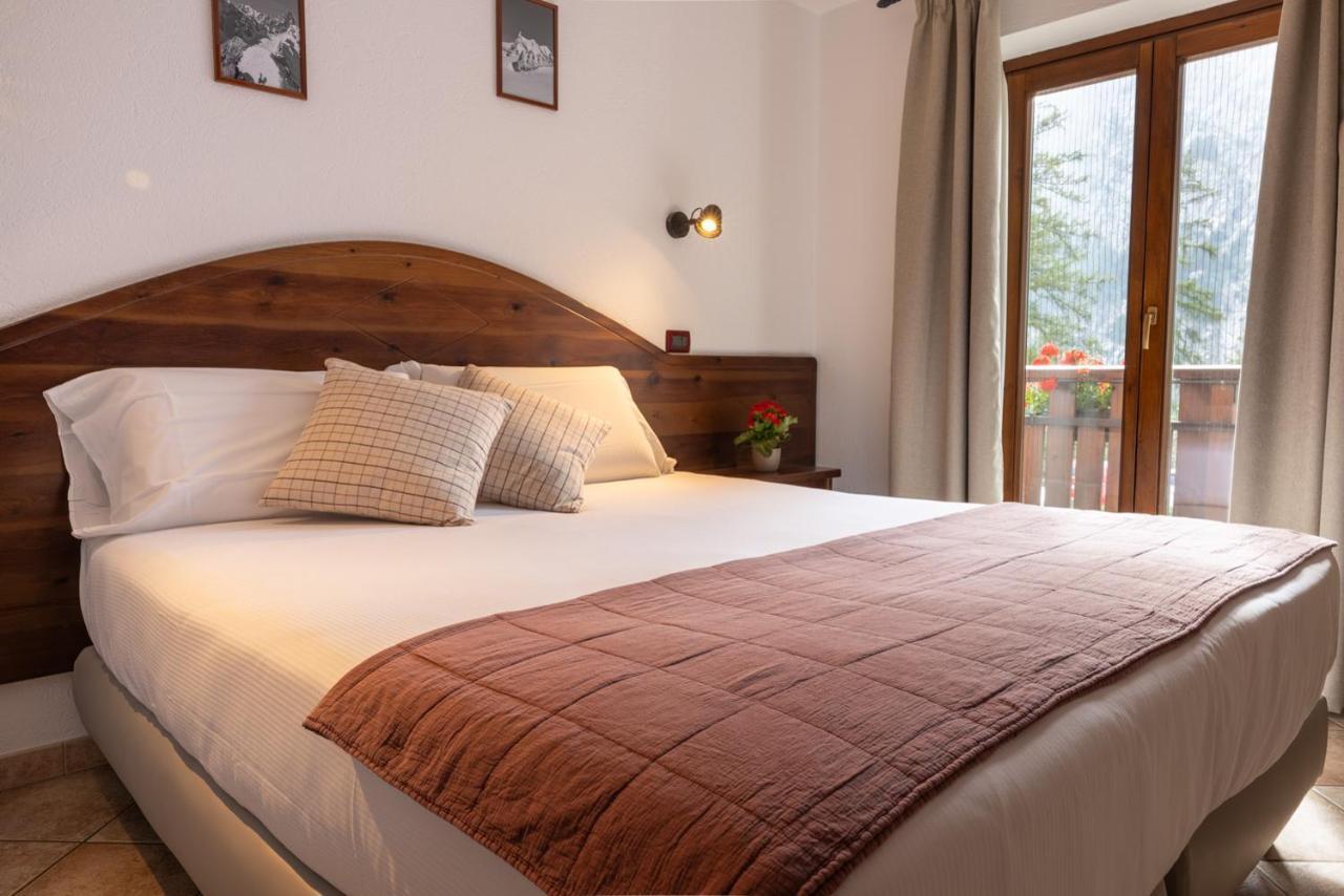 Le Reve Bed and Breakfast Courmayeur Eksteriør billede