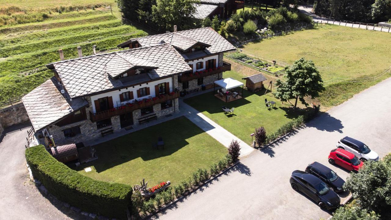 Le Reve Bed and Breakfast Courmayeur Eksteriør billede