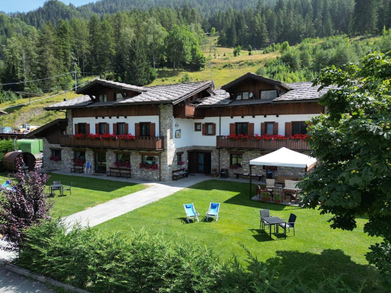 Le Reve Bed and Breakfast Courmayeur Eksteriør billede